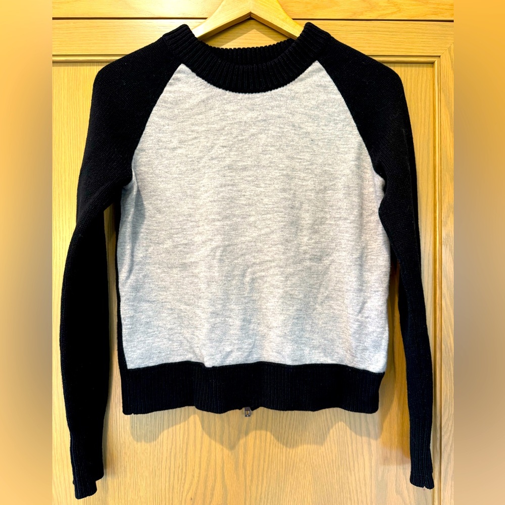 rag & bone Colorblock Gray/Black Zipper Back Crewneck / Wool / Small